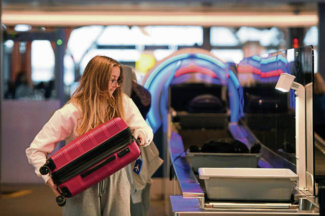 9057826_web1_ptr-dayoneairport015-111925