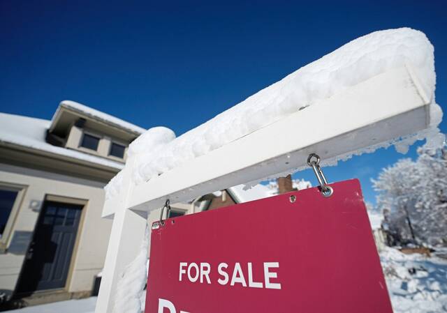 9061243_web1_AP22363718867080