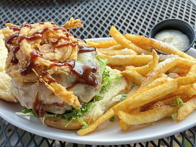 9061527_web1_her-brickbarrel-112725-6