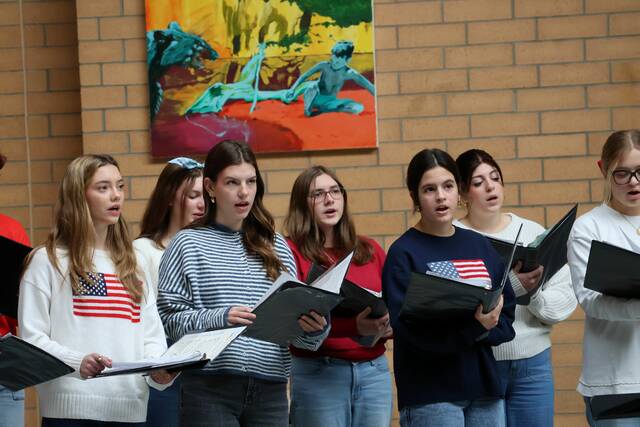 9063597_web1_pcj-SNvetsprogram2-121125