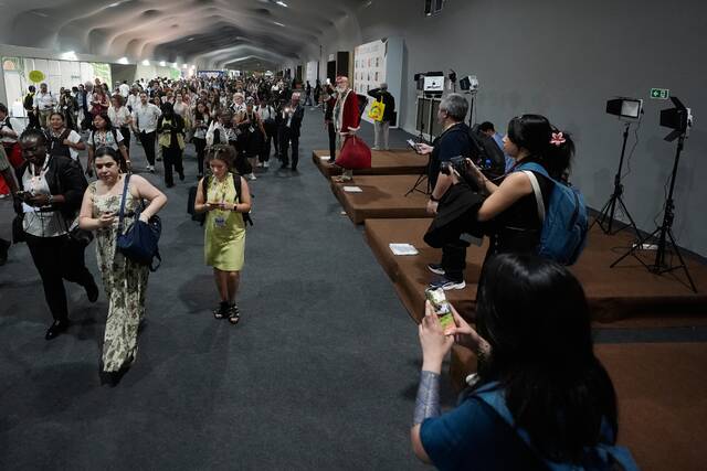 9064254_web1_9064254-c5b12be563ff4dda89267d8c2225069e