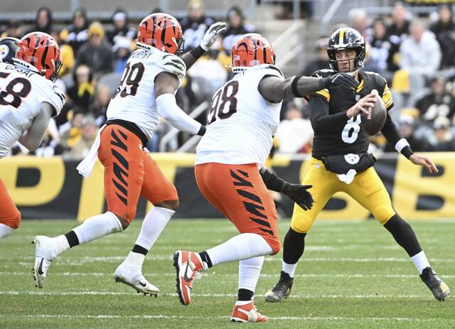 9064273_web1_ptr-Steelers13-111825