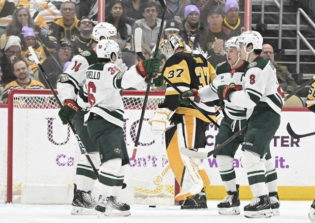 9067583_web1_ptr-PensWild02-112225