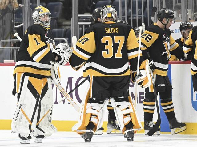 9067583_web1_ptr-PensWild05-112225