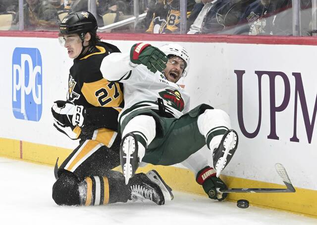 9067583_web1_ptr-PensWild06-112225