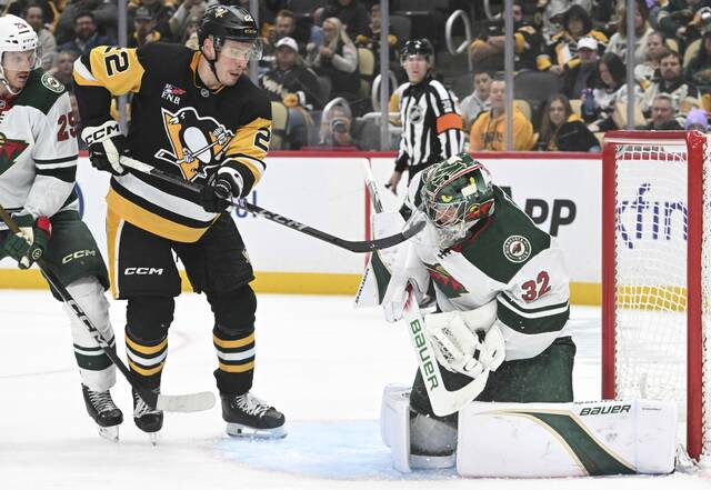 9067583_web1_ptr-PensWild10-112225