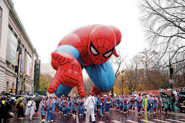 9067716_web1_ptr-TVTalk4-11252025-MacysParade