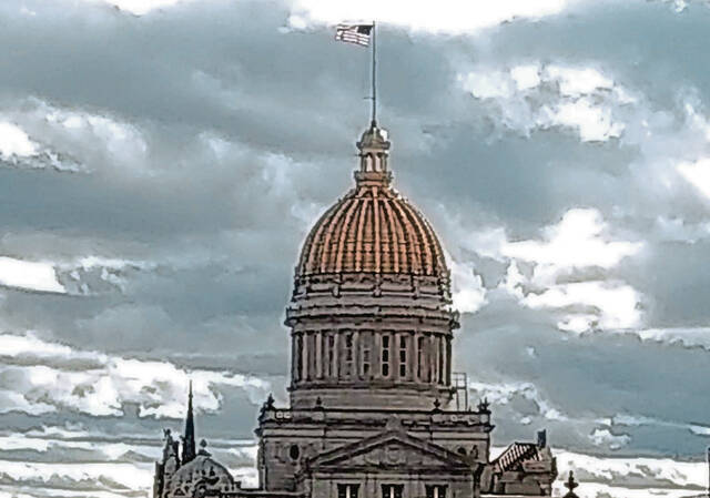 9068192_web1_WEB-WestmorelandCourthouseDome001