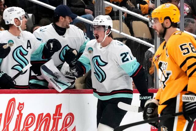 9070041_web1_9070041-699b63c373494686bae843216fa860eb