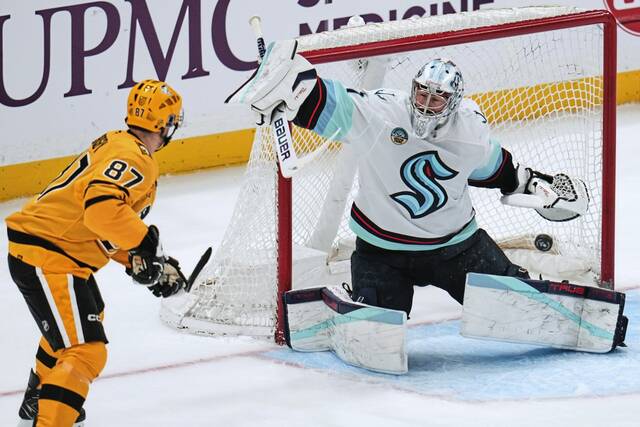 9070041_web1_AP25327031629187