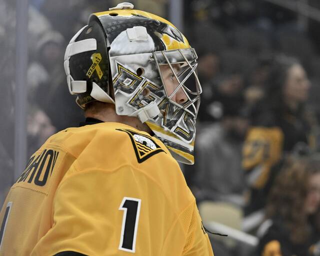 9070284_web1_ptr-Murashov04-110725