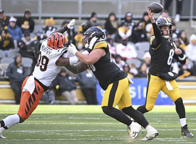 9070362_web1_ptr-Steelers17-111825