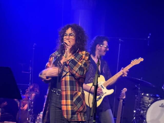 9071511_web1_ptr-smallswaltz3