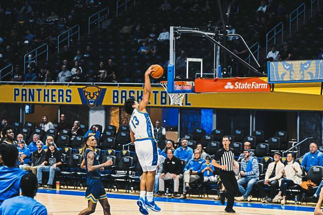 9072242_web1_gtr-PittQuinn1-112425