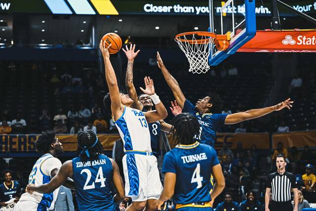 Pitt men fail to overcome slow start, suffer upset loss to Quinnipiac at home