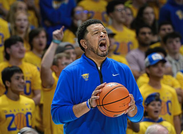 9072242_web1_ptr-Pittmbb25-110525