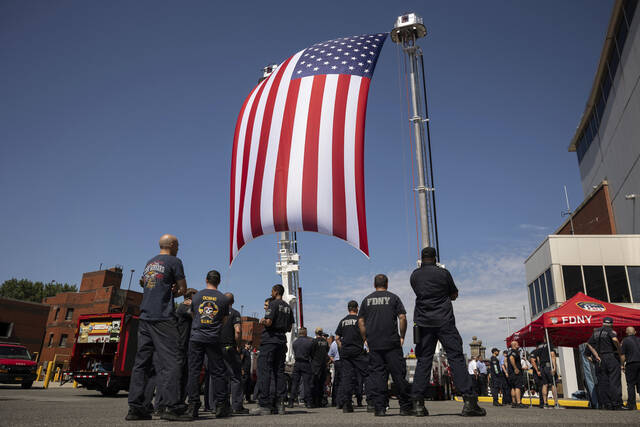 9072615_web1_AP24225604075115