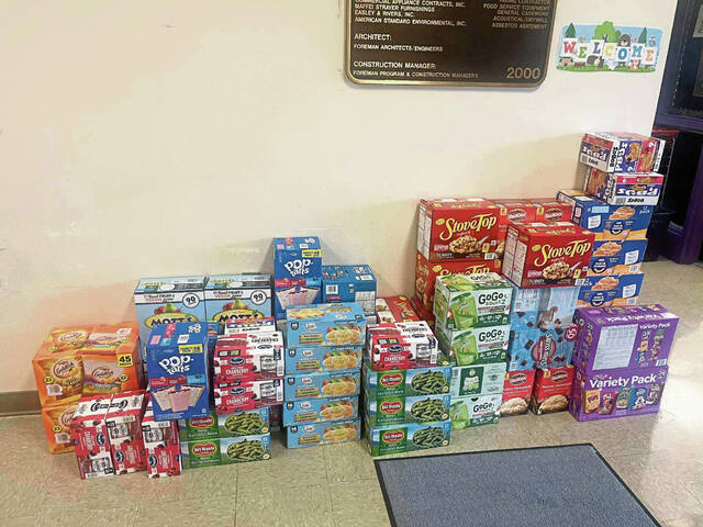 9074516_web1_vnd-holidayhelp-112625