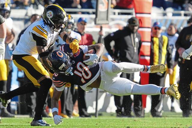 9074592_web1_AP25327710269232