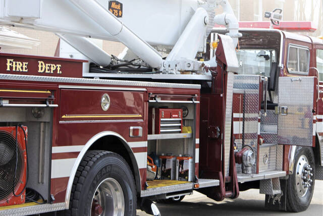 9076268_web1_web-FireTruck2bQ