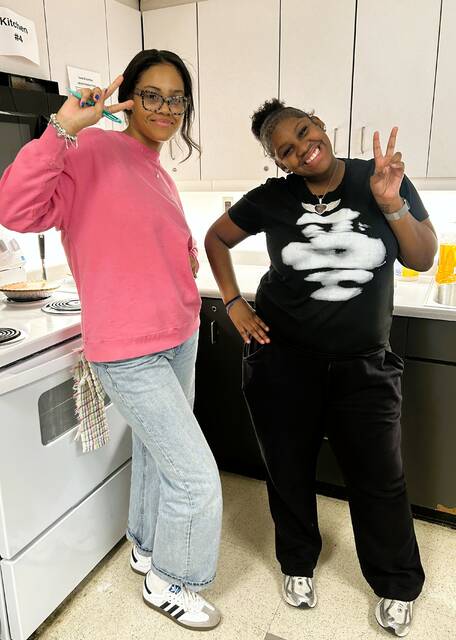 9076430_web1_meals-2