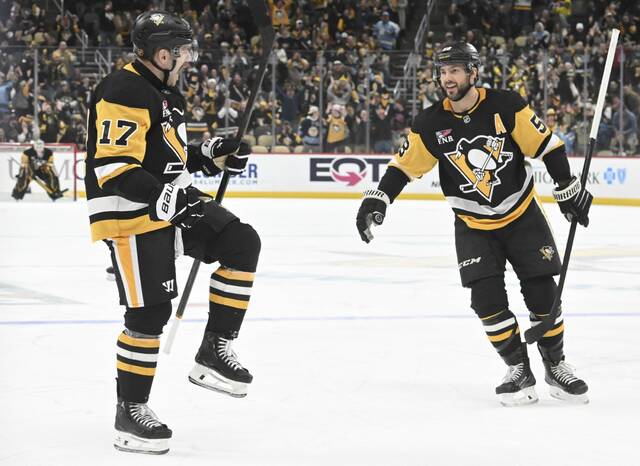 9080115_web1_ptr-PensSabres12-112725