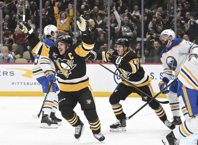 9080115_web1_ptr-PensSabres13-112725