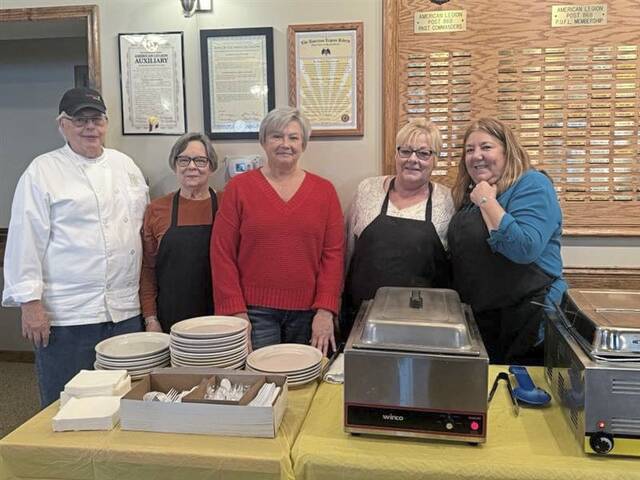 9081334_web1_vnd-turkeydinner12-112825