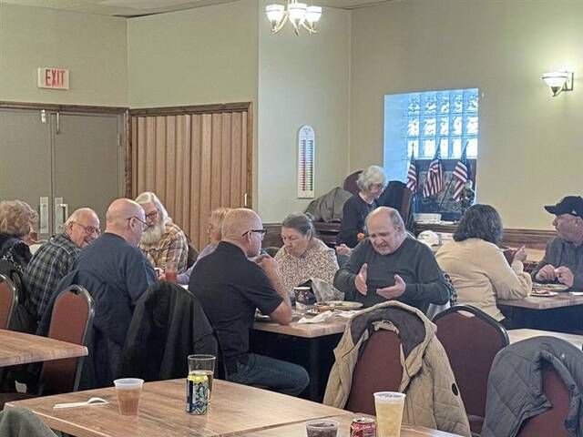 9081334_web1_vnd-turkeydinner13-112825