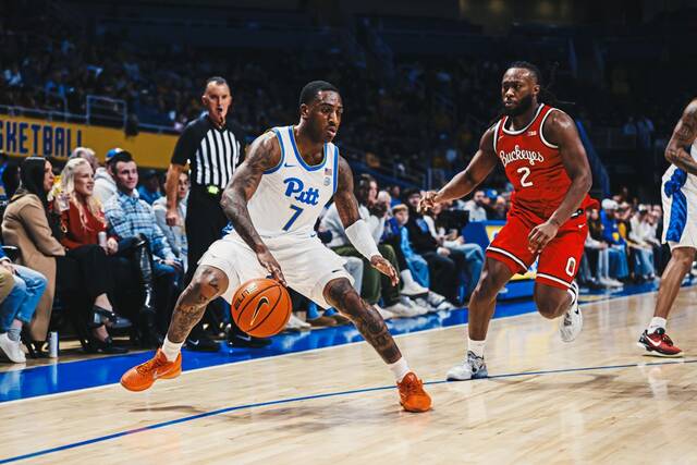 9083864_web1_gtr-Pitt3-112925