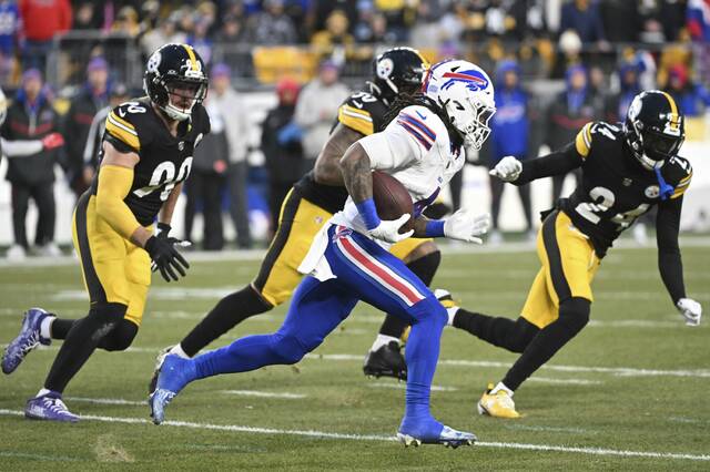 9087694_web1_ptr-SteelersBills01-120125