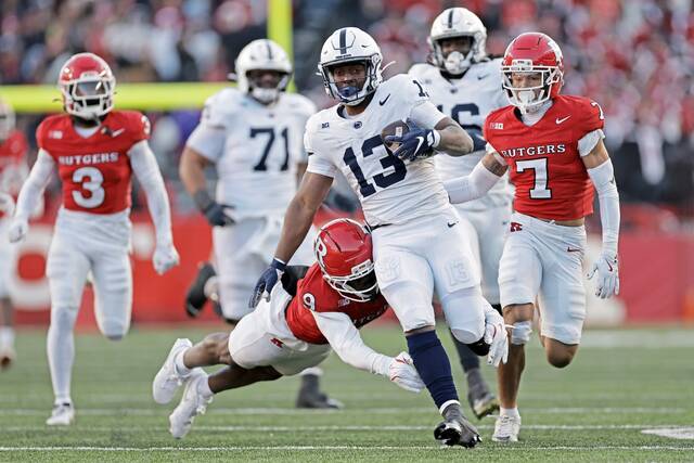 9087746_web1_AP25333806116367