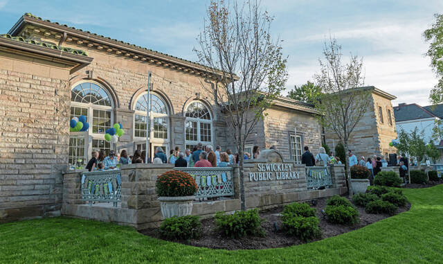 9056023_web1_sew-BroadsideTerrace101