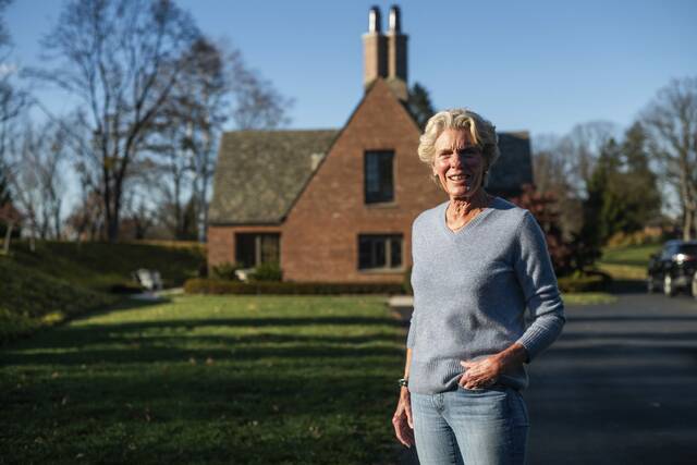 9056023_web1_sew-EliseKeely-1-112725