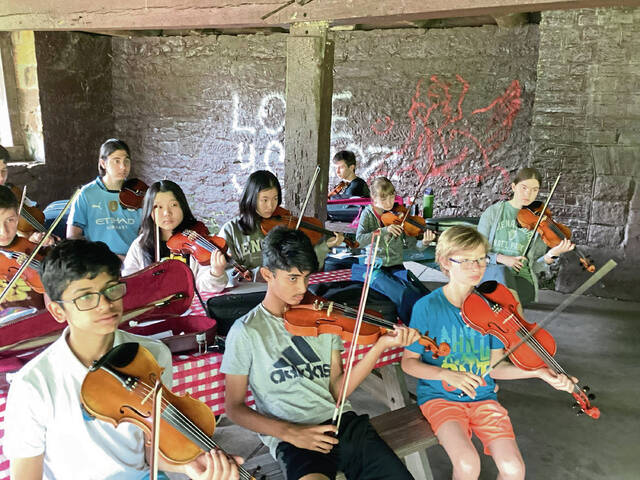 9062675_web1_naj-NAFiddlersCamp-121125