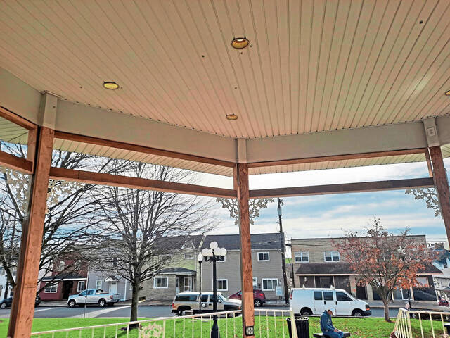 9080698_web1_gtr-MtPGazeboParkC-112825