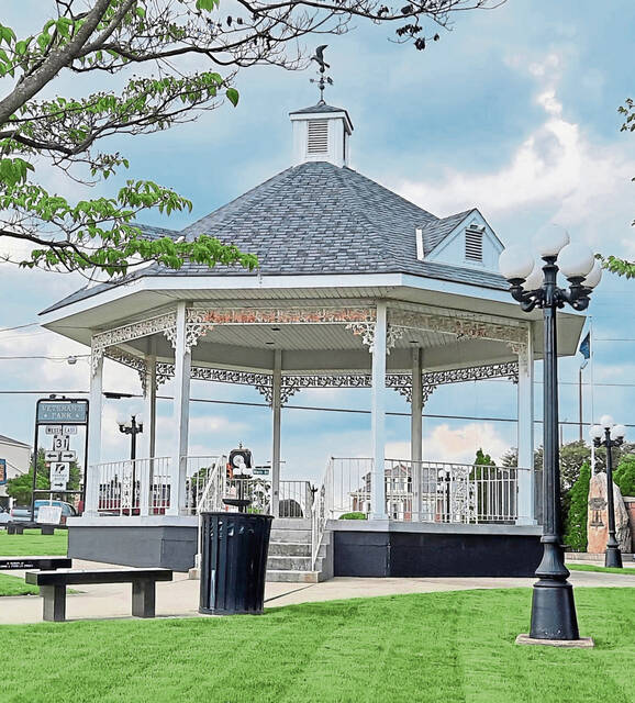 9080698_web1_gtr-MtPGazeboParkD-112825