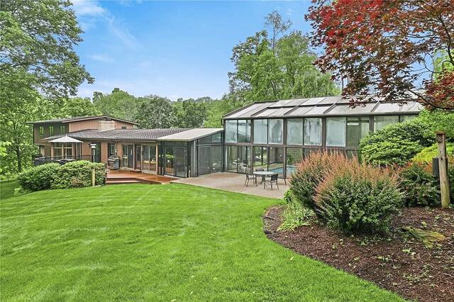 9087412_web1_ptr-morrowrd-120525-8