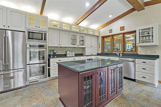 9087412_web1_ptr-morrowrd-120525-9