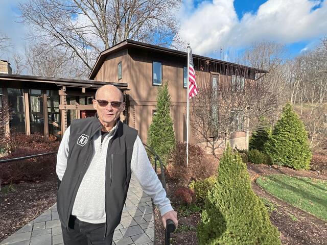 9087412_web1_ptr-morrowrd-120525