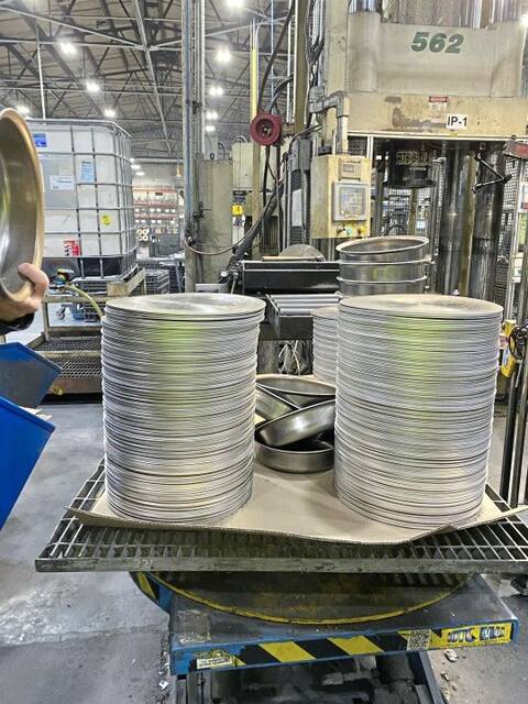 9089633_web1_part-allcladmoredisks-120125