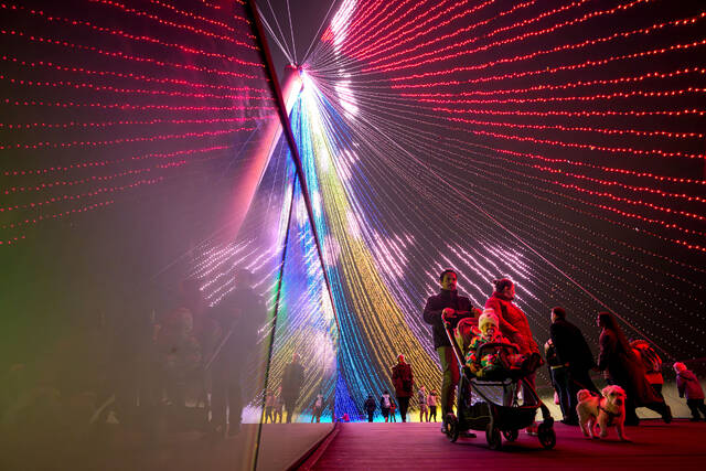 9090014_web1_ap25337741369384