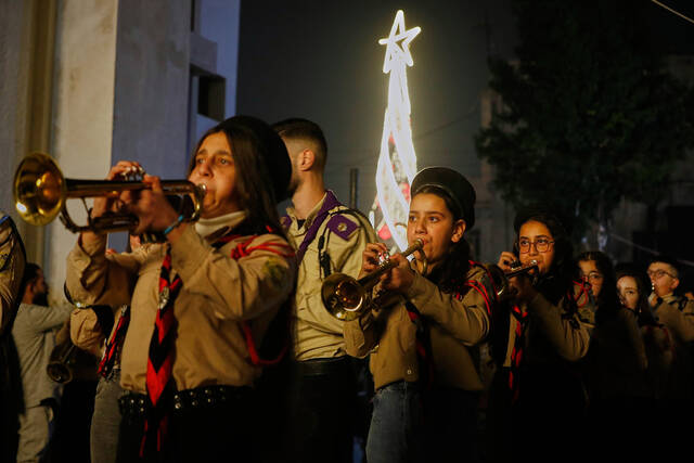 Slide 
													
													3