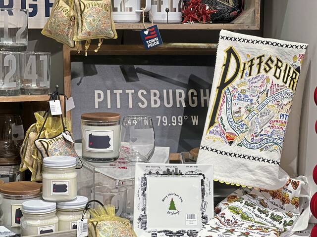 9090901_web1_her-splurge-121125-8