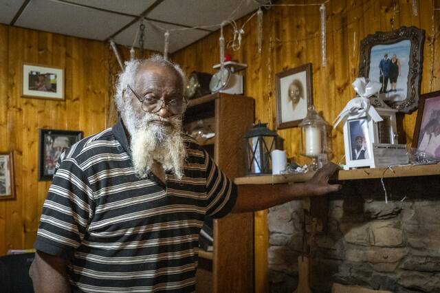 9091189_web1_gtr-KenPollard1-120225