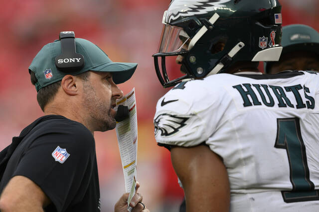 9091638_web1_AP25259570926011