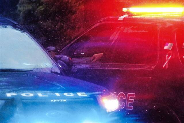 9092080_web1_WEB-police-lights-B