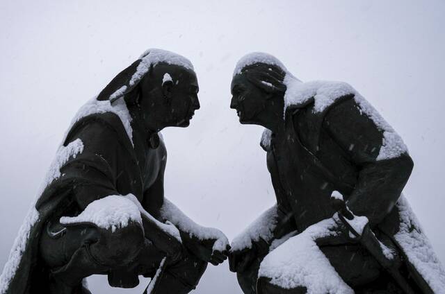 9092970_web1_ptr-snow1