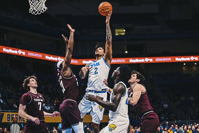 9094124_web1_ptr-PittTAMU2-120325