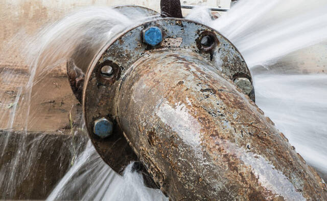 9096681_web1_web-WaterBreakA